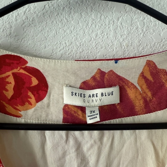 Skies Are Blue Floral Blouse with Red and Orange Accents - Picture 3 of 7